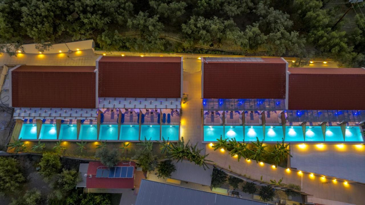 Kozanos Suites With Private Pool Αμμούδι Εξωτερικό φωτογραφία